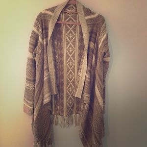 Geometric Asymmetrical Fringed Cardigan